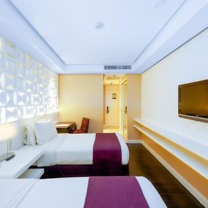 Superior Twin Room No Window